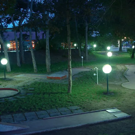 Punta Spin Holiday park 4*