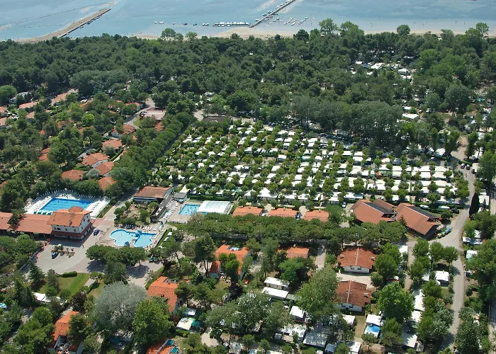 Punta Spin Üdülőpark 4*