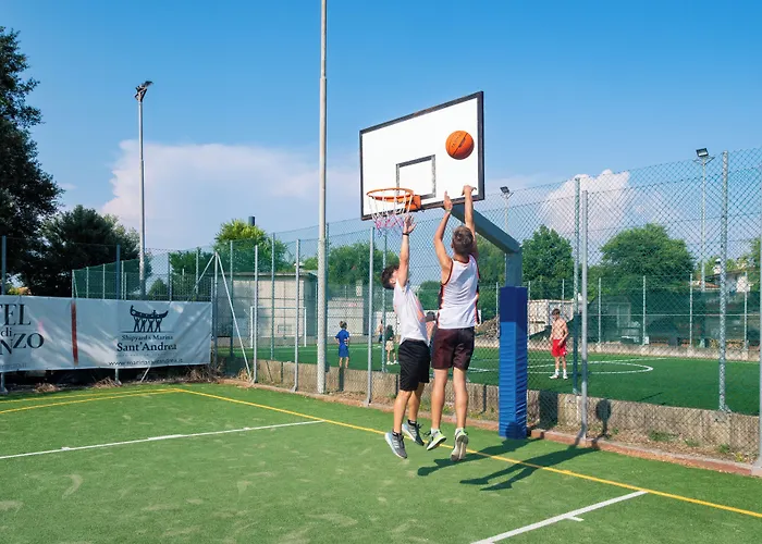 Punta Spin Üdülőpark 4*